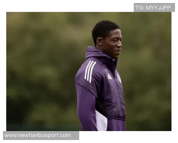 20岁梅努在曼联失意仅出场171分钟准备1月外租寻求新机会