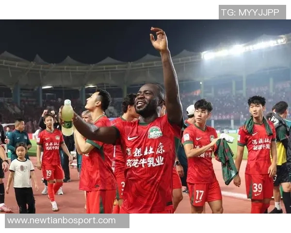 热情如潮！超两万河南球迷齐聚苏州支持家乡球队人数创历史新高