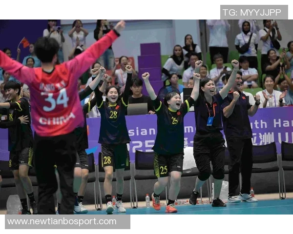 中国女足U17遭遇VAR挑战失败禁区手球判罚引发争议主裁最终驳回 中国女足U17遭遇VAR挑战失败禁区手球判罚引发争议主裁最终驳回