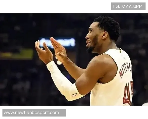 米切尔全场高效表现助力球队获胜砍下37分并贡献5篮板7助攻