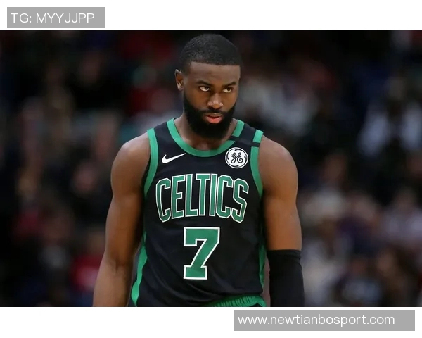 杰伦布朗分享全队胜利喜悦强调持续学习与进步的重要性 杰伦布朗分享全队胜利喜悦强调持续学习与进步的重要性